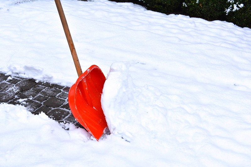 The Best Ways to Remove Snow & Ice from Composite Decking